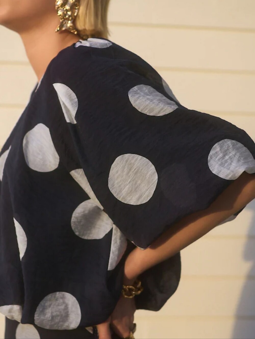 SYMPLE NYC Black Linen Button-Front Top